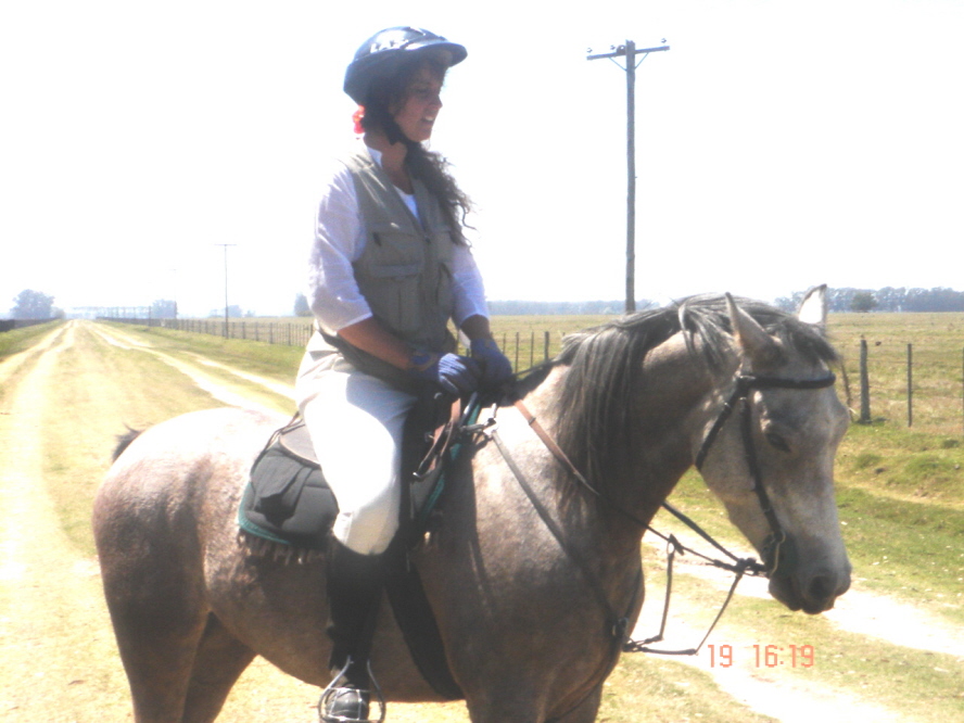 Paola Albertazzi at an endurance ride in Argentina